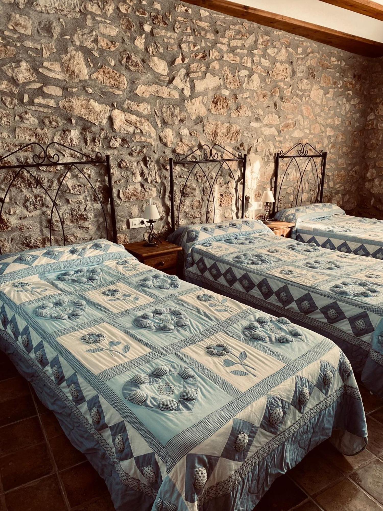 Fortanete Hostal La Muralla מראה חיצוני תמונה