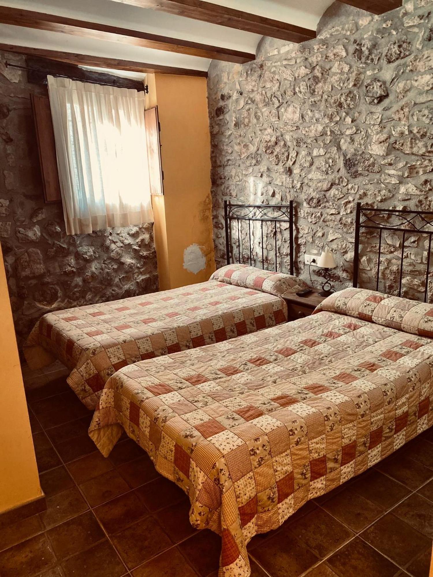 Fortanete Hostal La Muralla מראה חיצוני תמונה